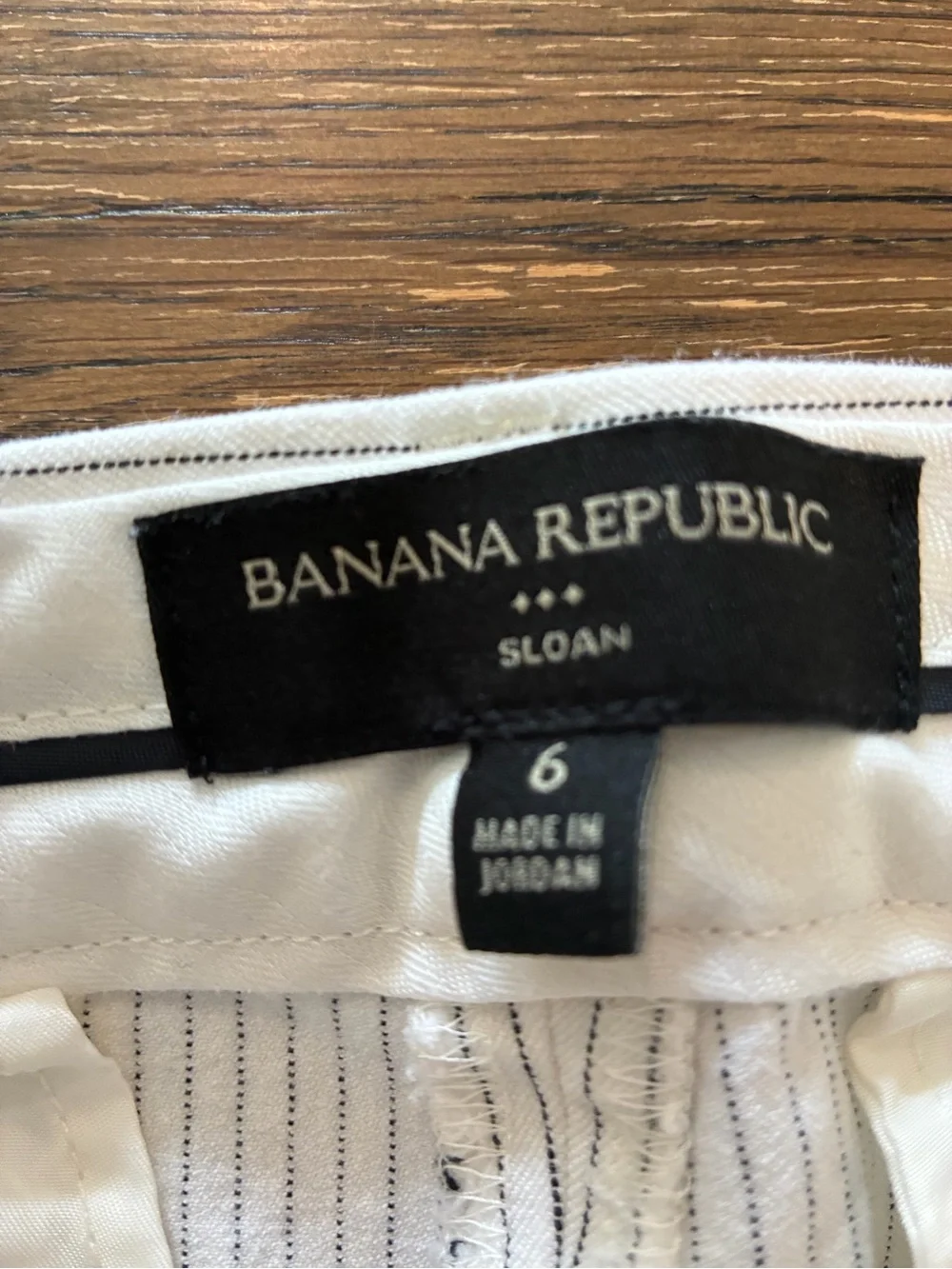 Banana Republic streamlined cropped